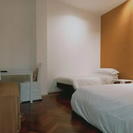 Centro Storico-corso Canalgrande-modena Casa-del-teatro 아파트