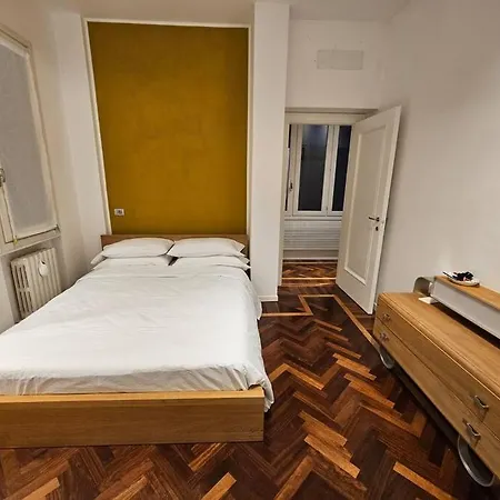 Centro Storico-corso Canalgrande-modena Casa-del-teatro 아파트
